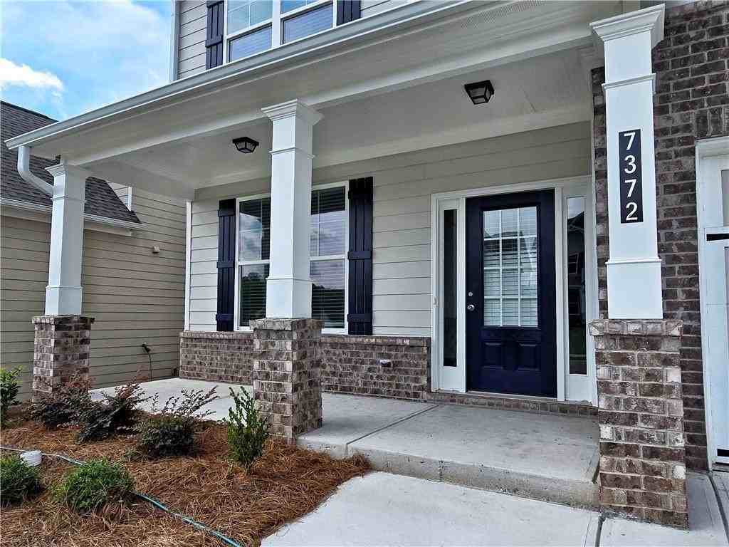 7372 Rocklin Ln - Photo 2 of 33