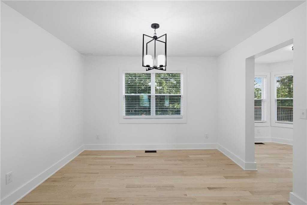 230 Pinebridge Ct - Photo 6 of 45