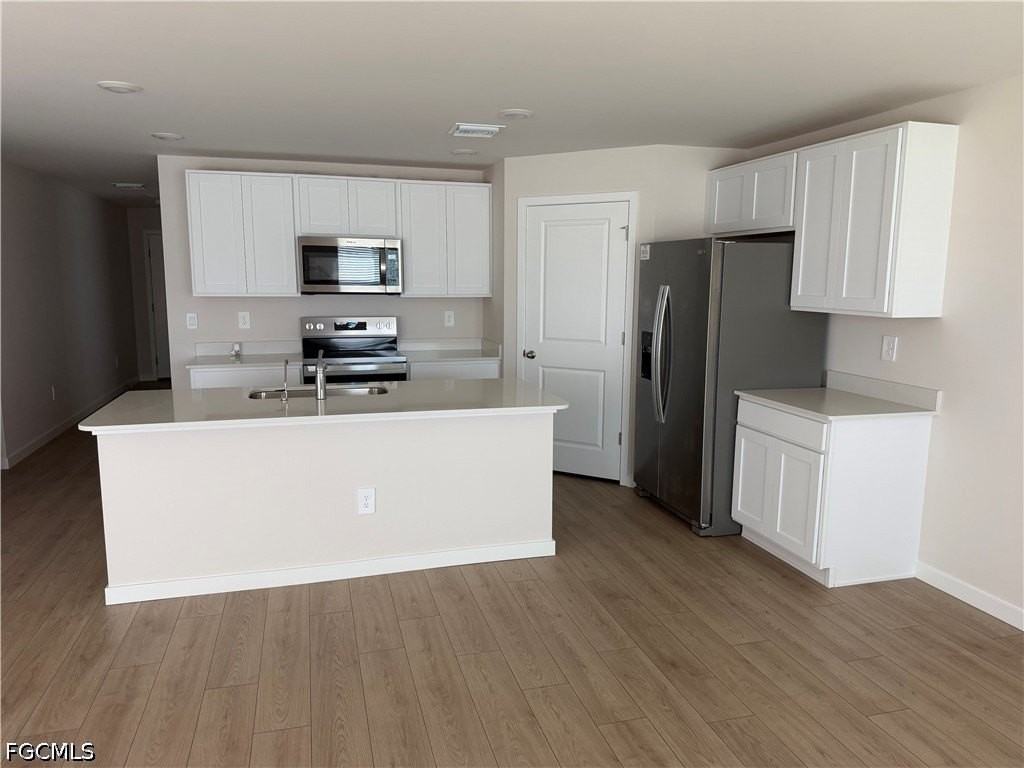 1106 Ne 39th Ter - Photo 2 of 14