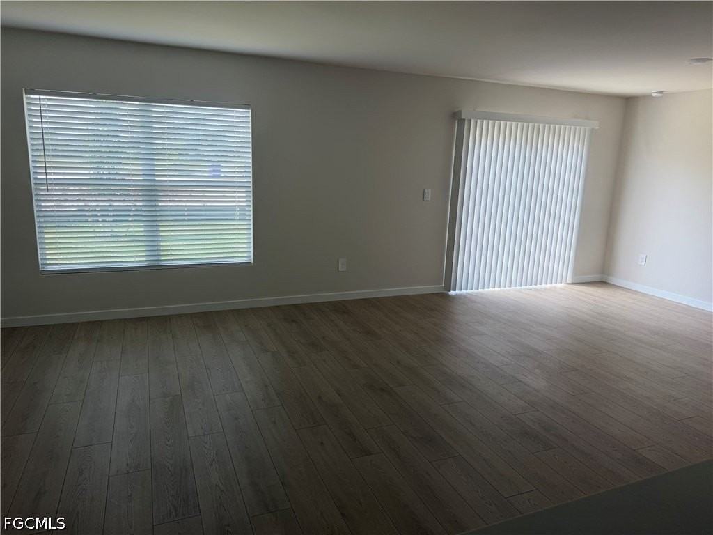 1106 Ne 39th Ter - Photo 5 of 14