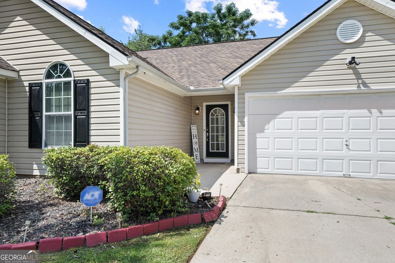 30 Zebulon Pl - Photo 4 of 35