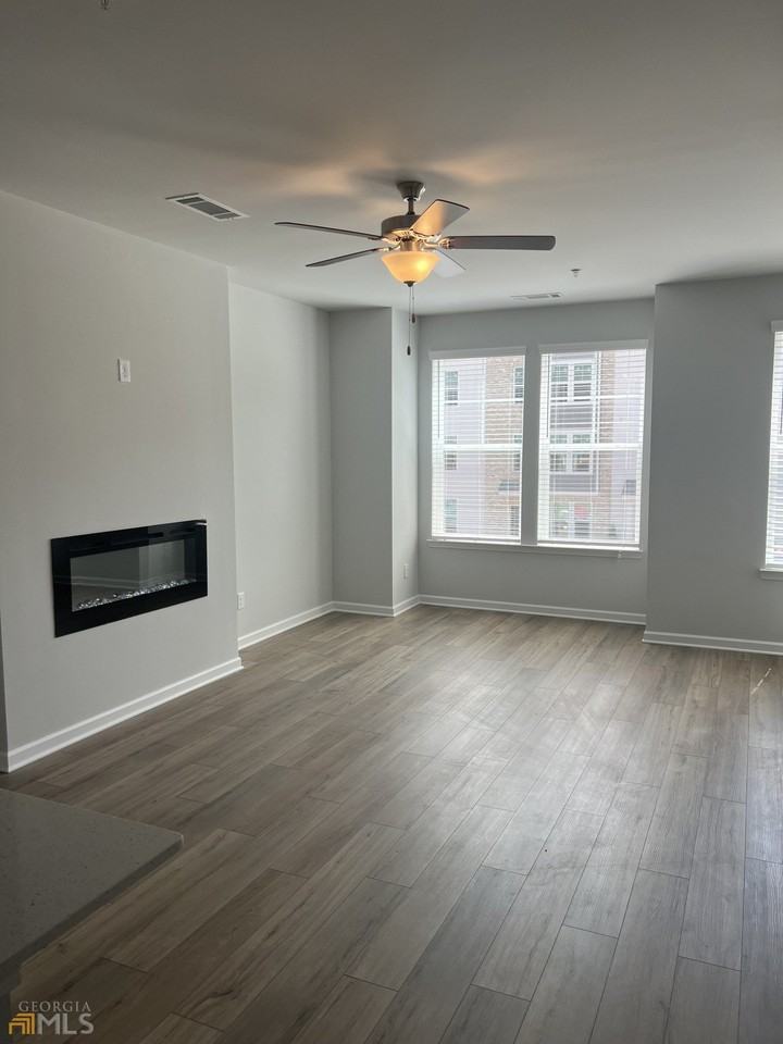 225 Cobalt Dr - Photo 7 of 18