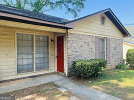 featured image of 104 Peachtree Ct #A