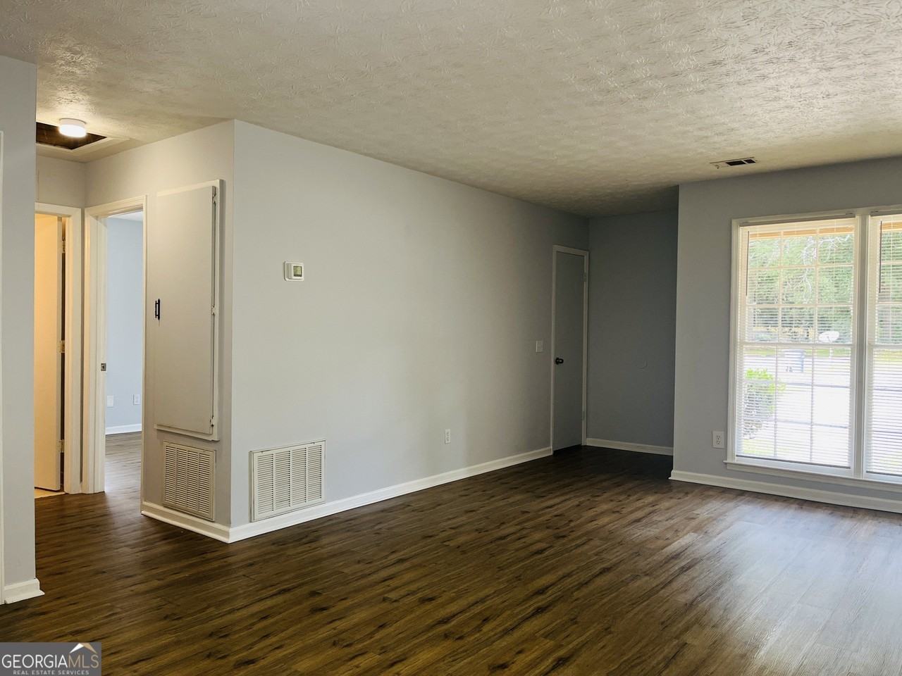 104 Peachtree Ct #A - Photo 5 of 23