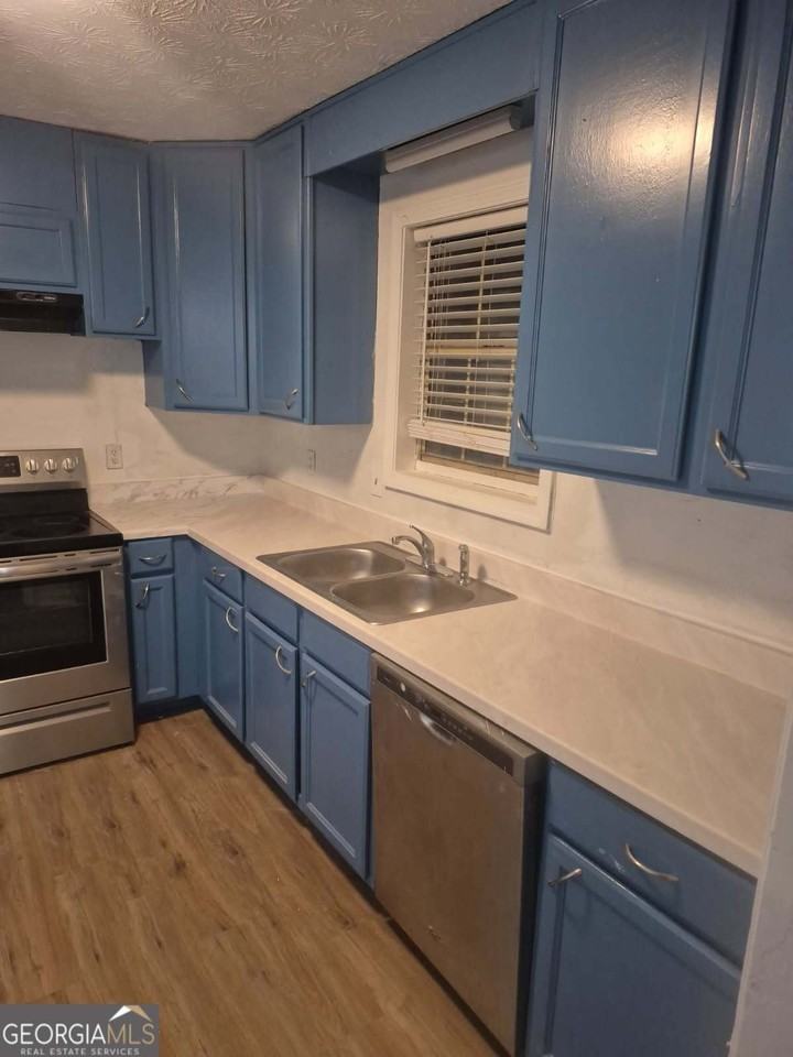 1606 Kirkland Rd - Photo 5 of 15