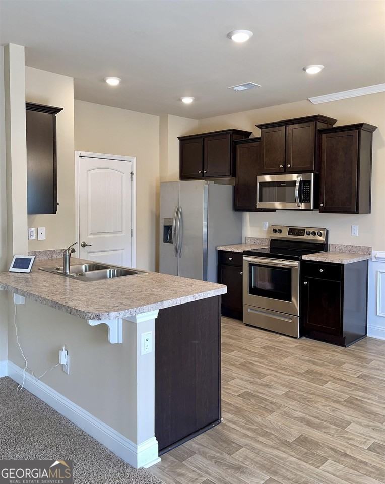 2651 Lovejoy Crossing Ln - Photo 4 of 19