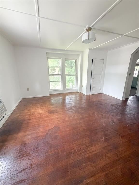 80 Main St - Photo 5 of 11