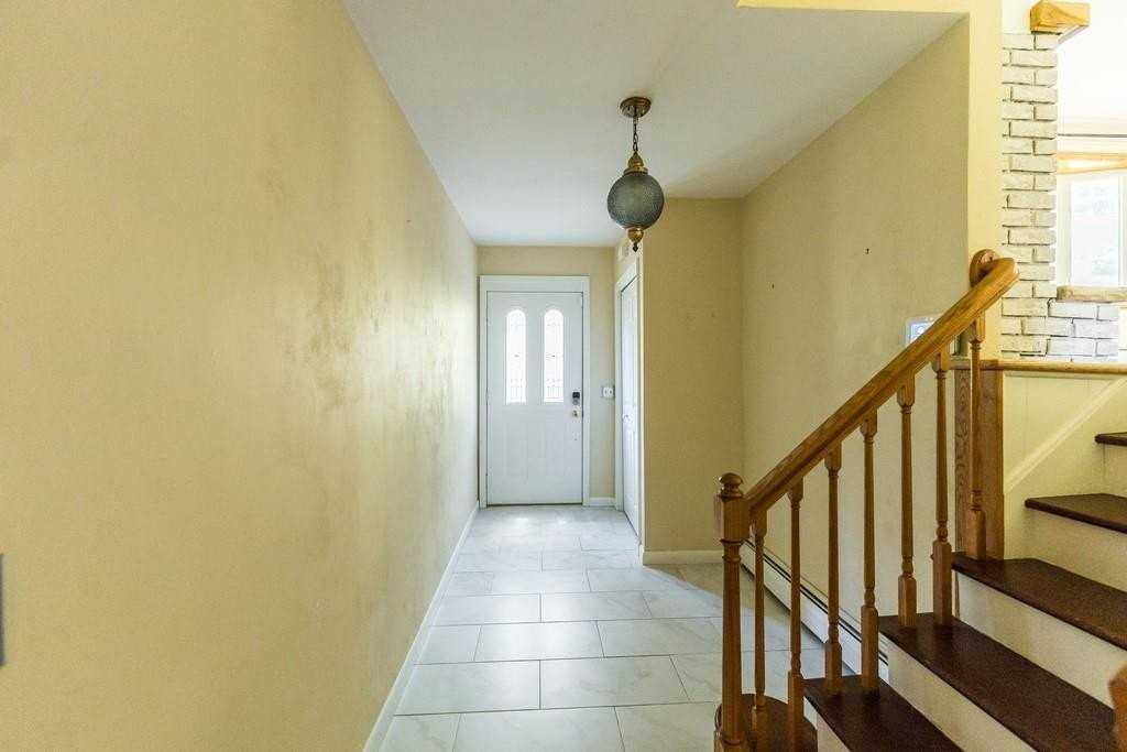 82 Terrace Dr - Photo 2 of 21