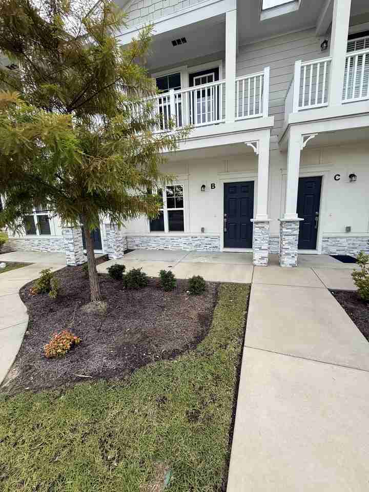 861 Maxine Ct ## 4b - Photo 3 of 35