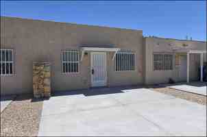 featured image of 4626 Maxwell Ave #C