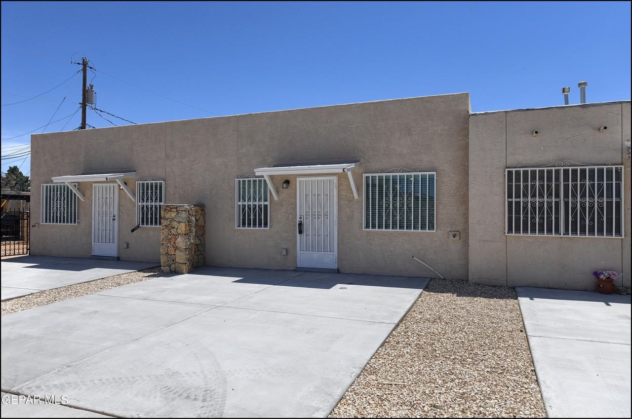 4626 Maxwell Ave #C - Photo 5 of 27