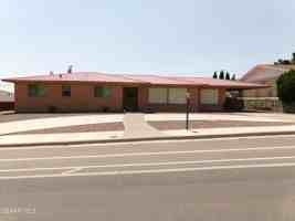 featured image of 4317 N Stanton St