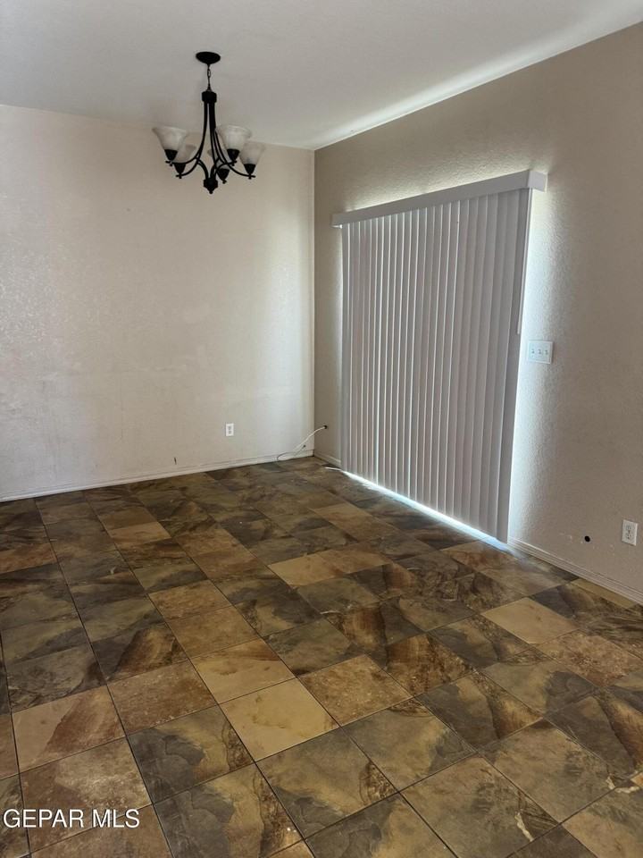 8944 Herbert St #B - Photo 3 of 25