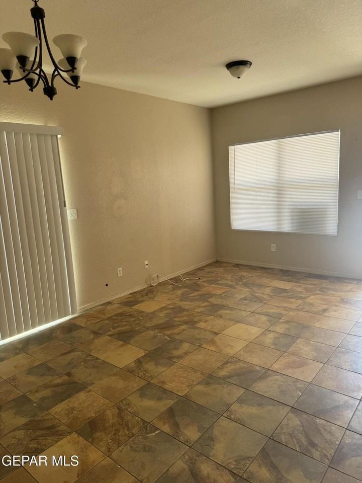 8944 Herbert St #B - Photo 4 of 25