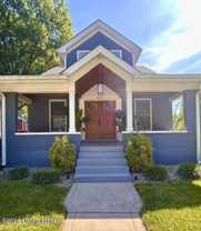 421 Macon Ave - Photo 1 of 1