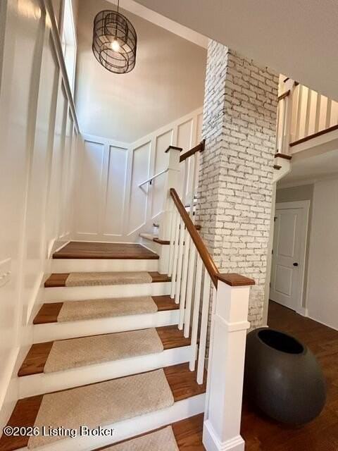 421 Macon Ave - Photo 4 of 9