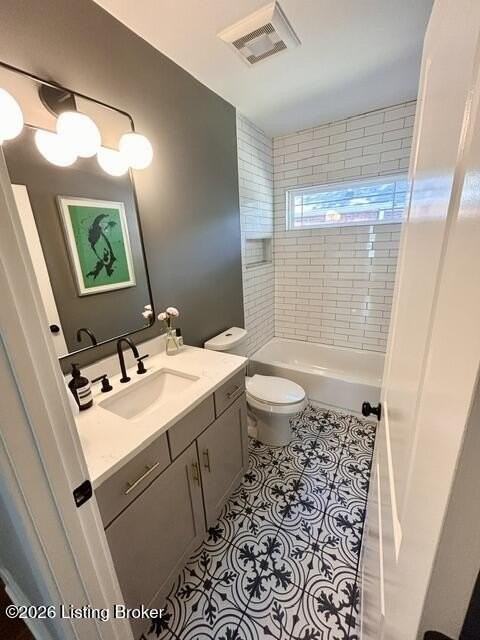 421 Macon Ave - Photo 6 of 9