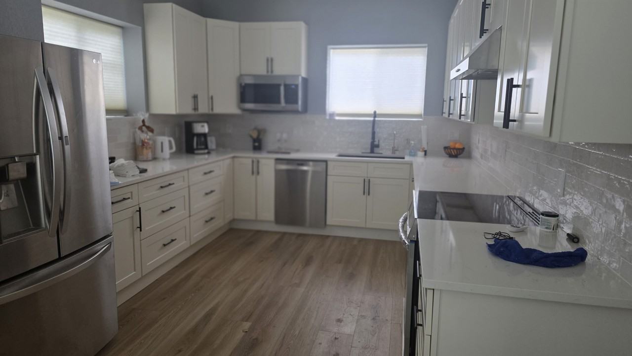 2465 Tenderfoot Dr - Photo 2 of 10