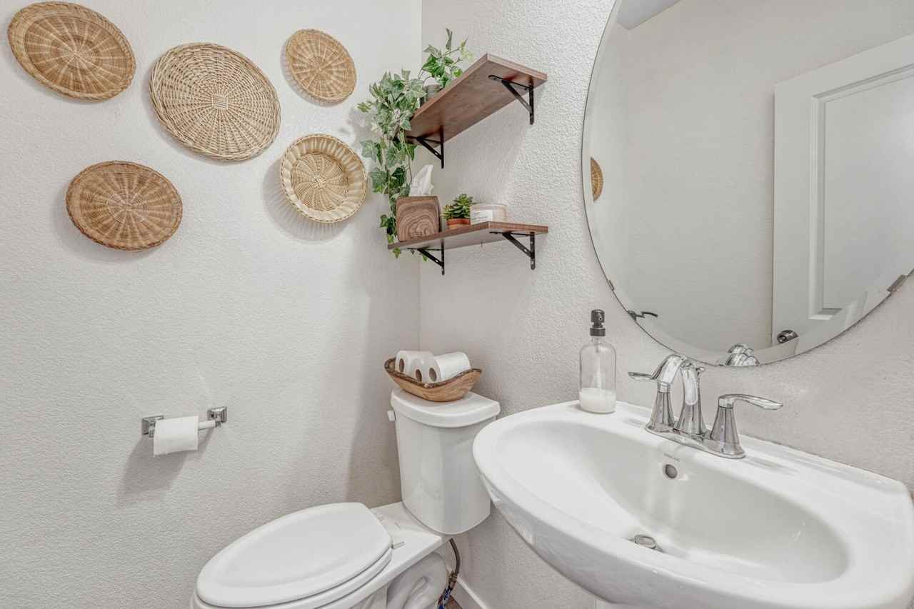 10447 Kalama Dr #1 - Photo 5 of 10