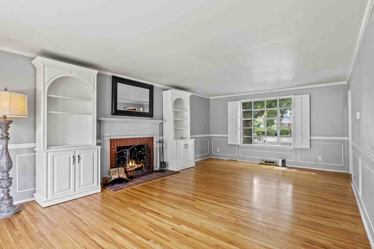 2912 Drakestone Dr #1 - Photo 3 of 10