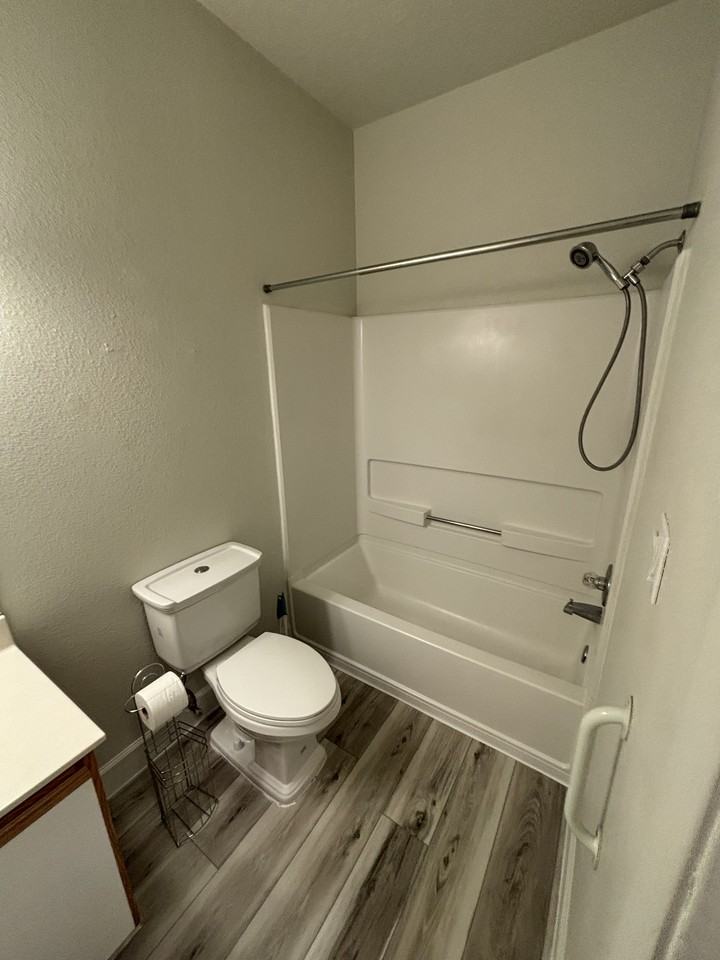 6601 Shiprock Dr Ne #1 - Photo 3 of 10