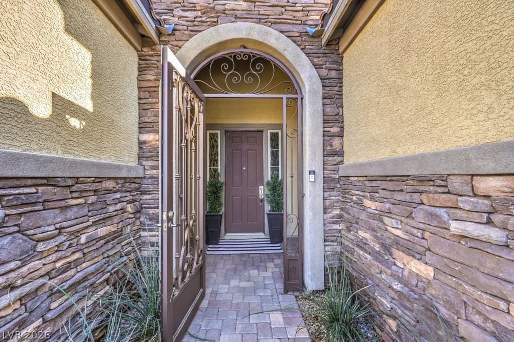 11264 Felice Cohn Ct - Photo 4 of 40