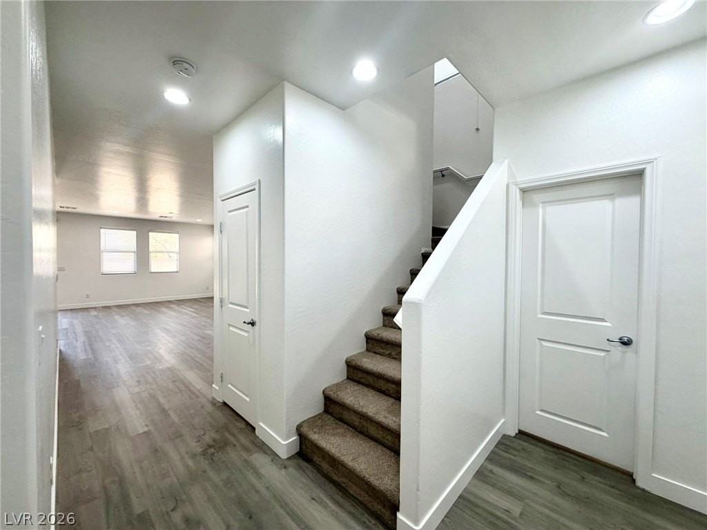 6979 Painted Vista Ct - Photo 3 of 50