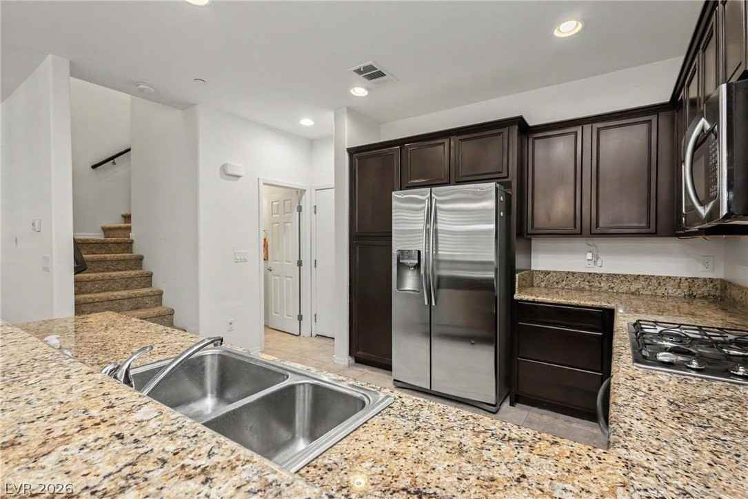 11368 Belmont Lake Dr #102 - Photo 7 of 36
