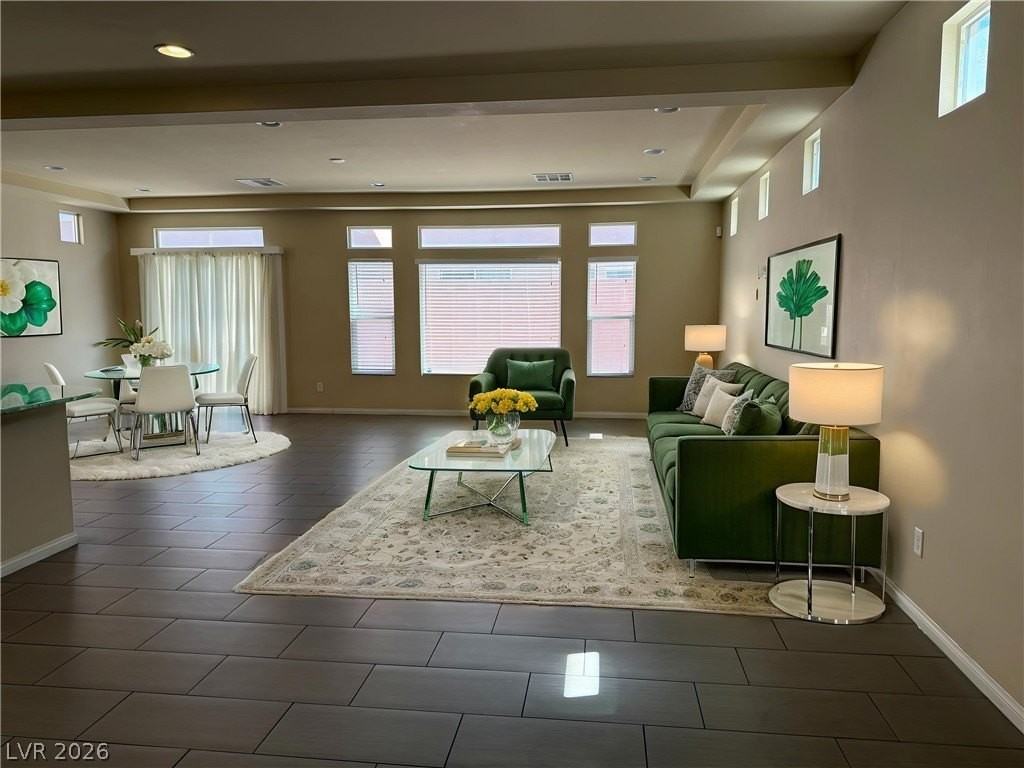 6083 Crown Palms Ave - Photo 4 of 22