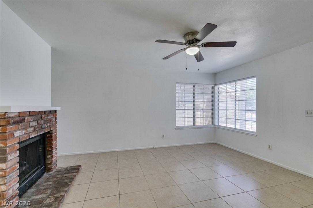 5847 Alcott Ave - Photo 5 of 33