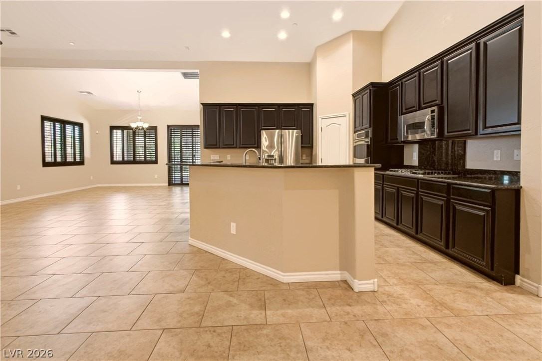 2668 Bad Rock Cir - Photo 5 of 19