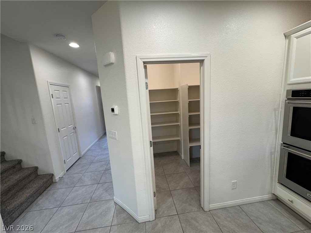 7318 Tunnel View Ct - Photo 4 of 36
