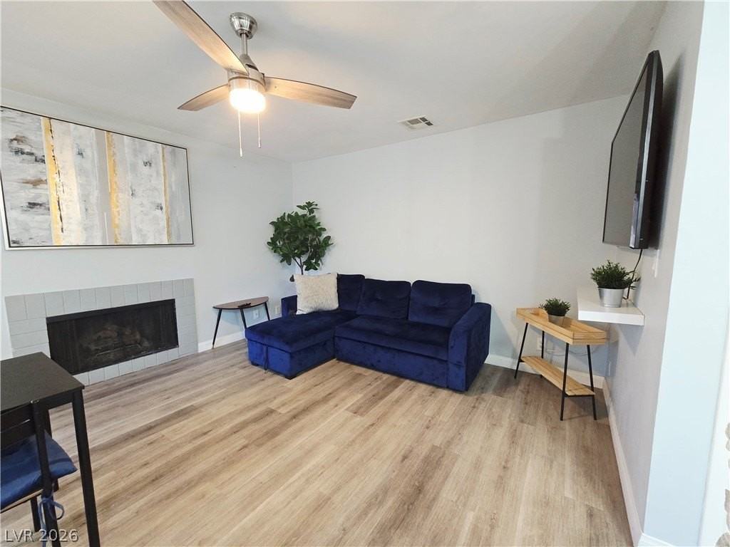 5045 Spencer St #B - Photo 2 of 19