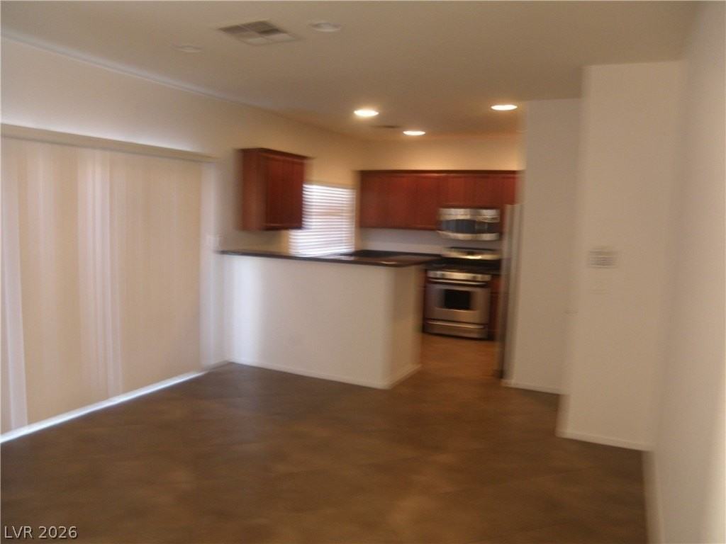 6211 Blushing Willow St - Photo 4 of 38