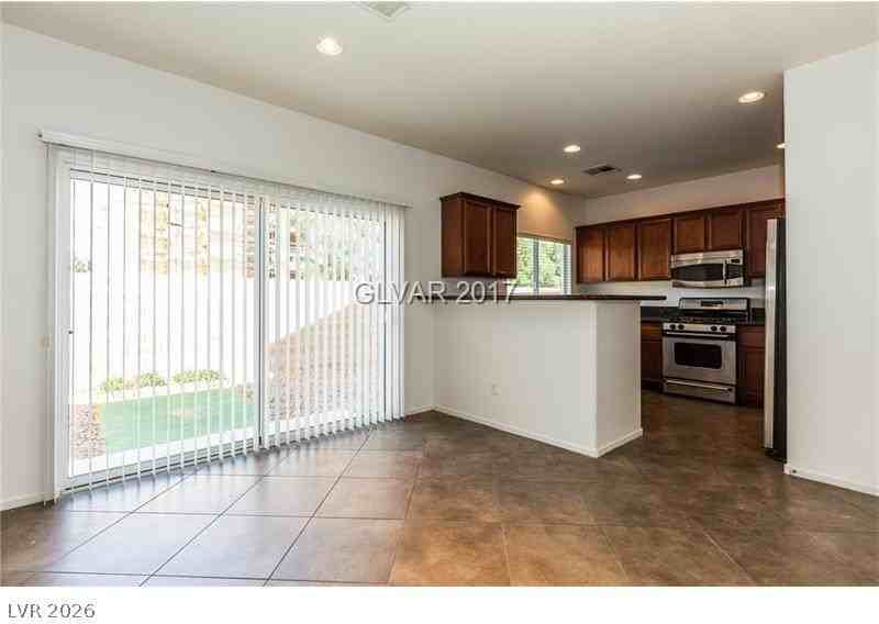 6211 Blushing Willow St - Photo 3 of 20