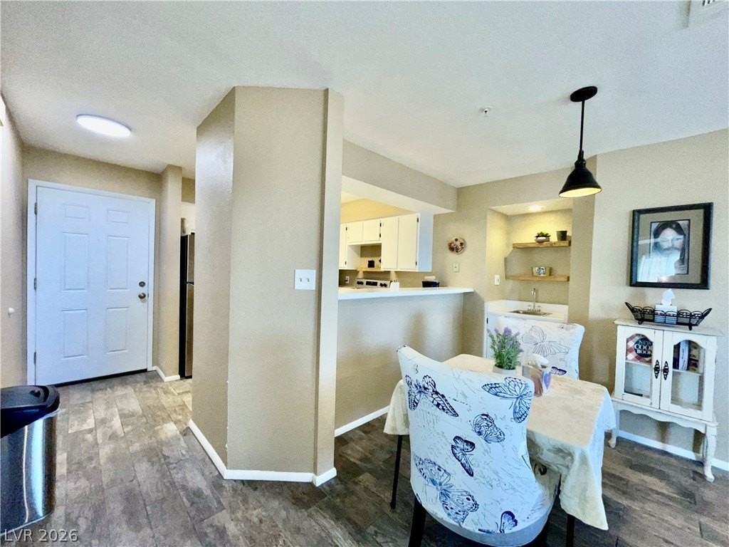 2040 Mesquite Ln #N104 - Photo 7 of 26
