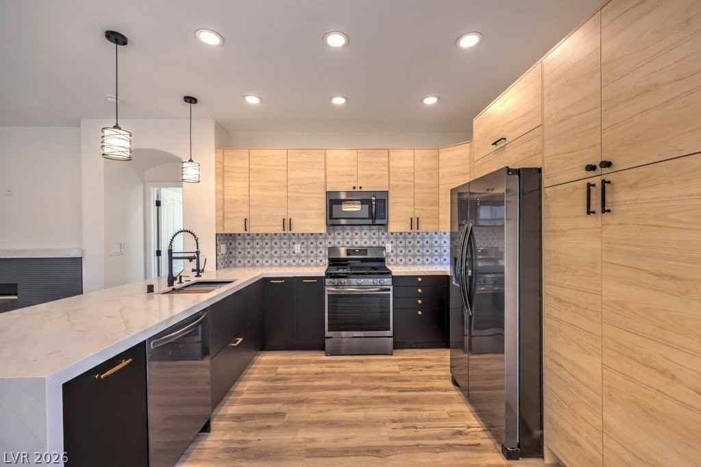 2609 Country Mile Dr - Photo 3 of 38