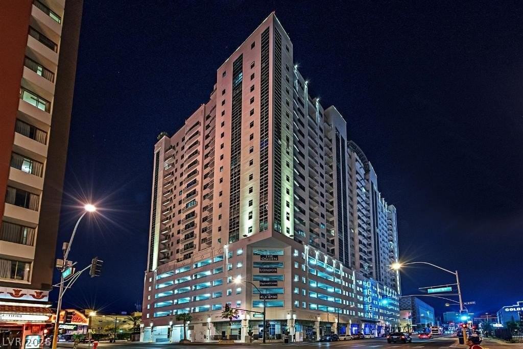 150 Las Vegas Blvd N #1513