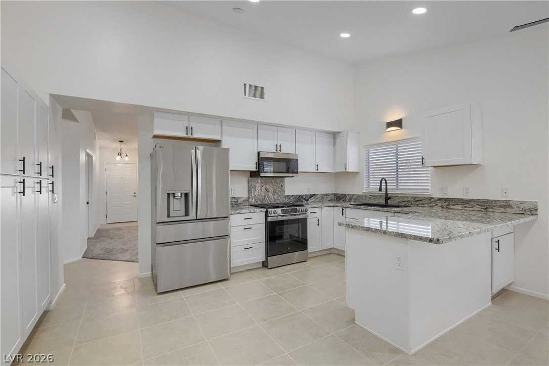 3216 Harbor Vista St - Photo 4 of 11