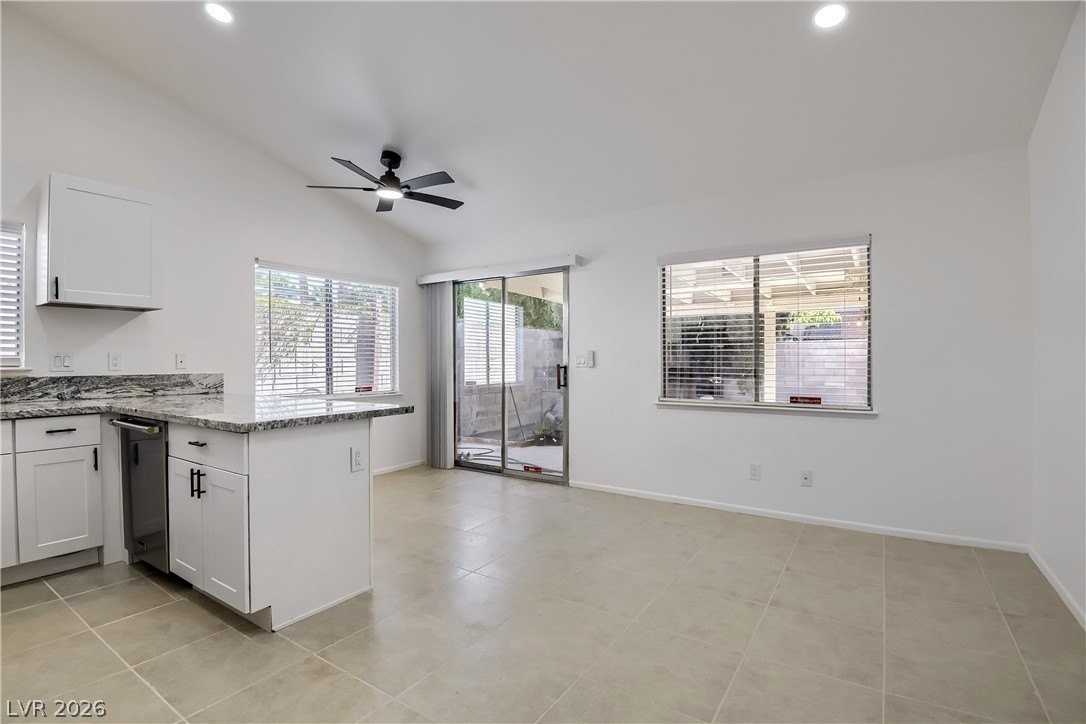 3216 Harbor Vista St - Photo 5 of 11