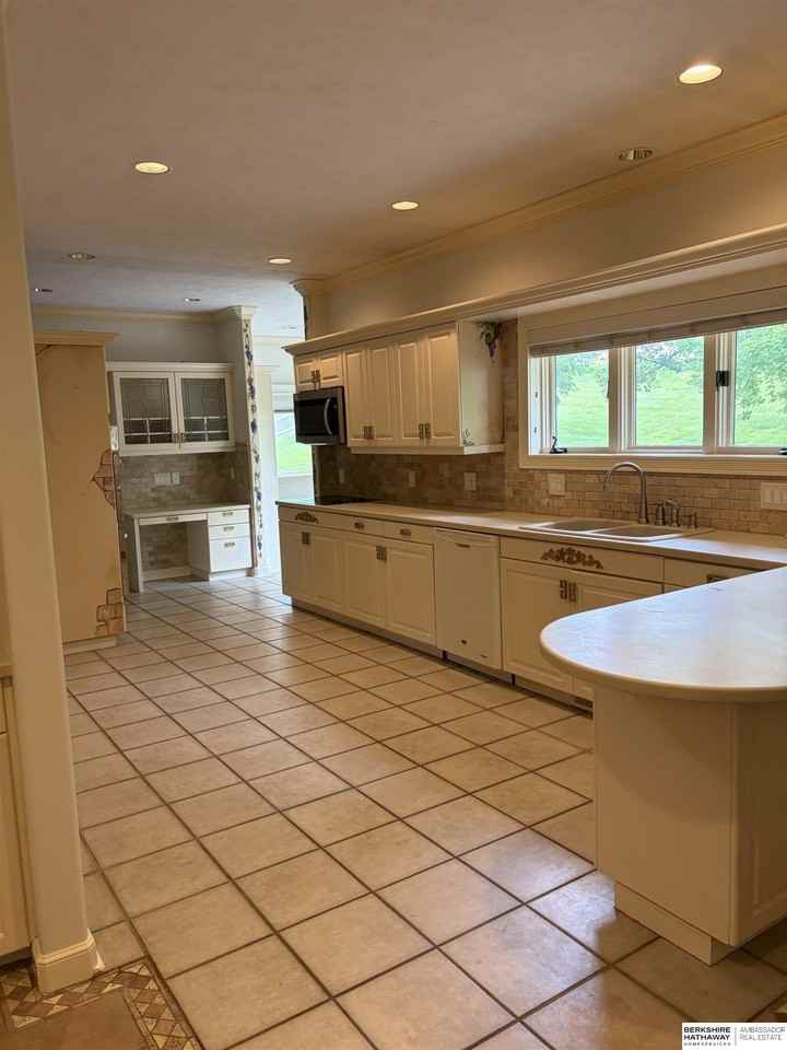 16767 J Cir - Photo 6 of 27