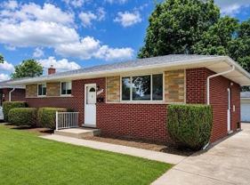 15435 Bainbridge St - Photo 1 of 1