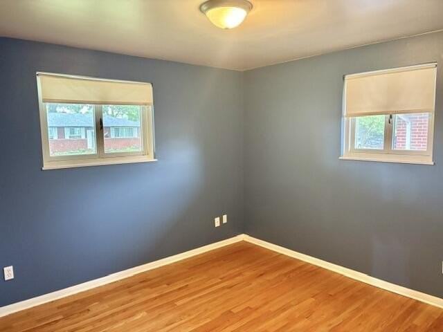 15435 Bainbridge St - Photo 7 of 15