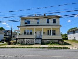 featured image of 1728 Ash St