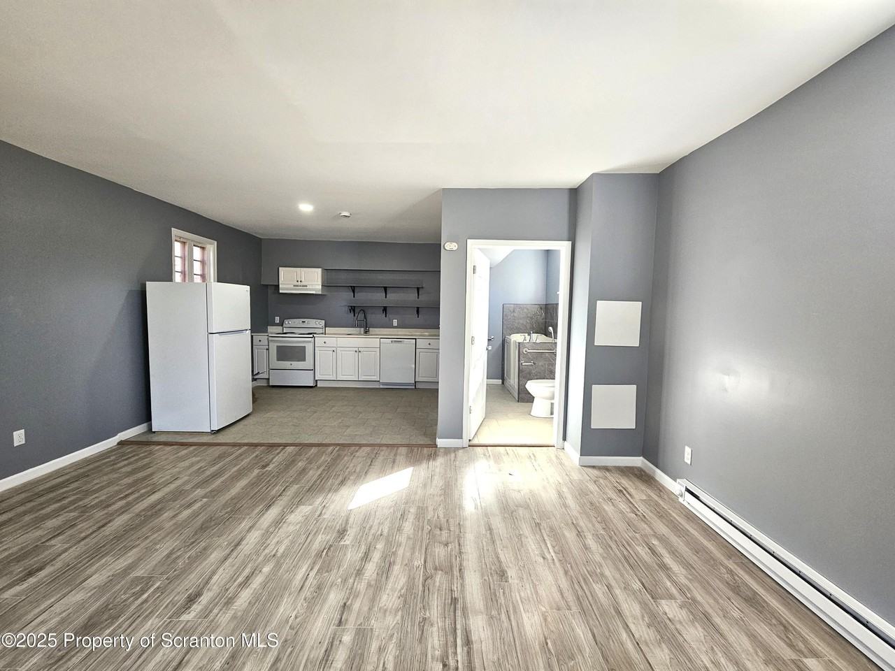 125 River St #A - Photo 7 of 10