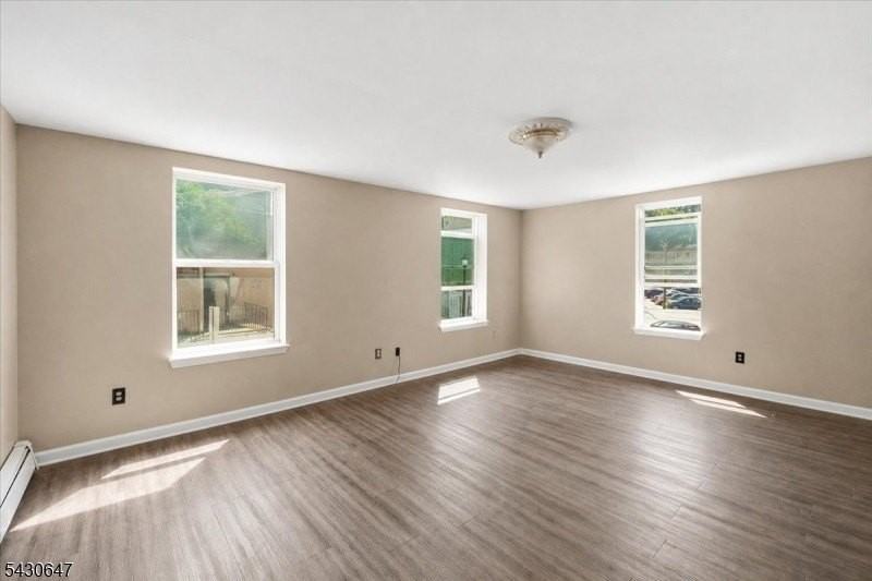 89 Main St #2