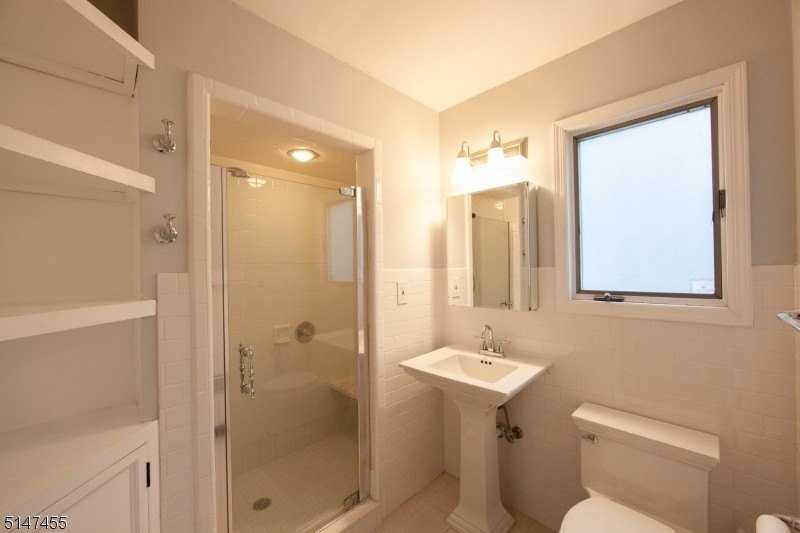 30 Chestnut Hill Pl - Photo 5 of 14