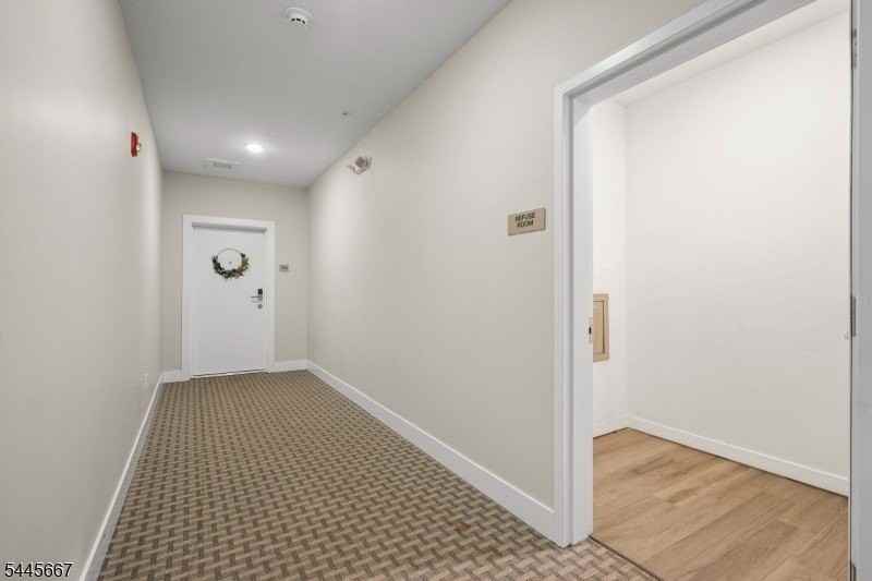 723 Lorhan Dr - Photo 2 of 21