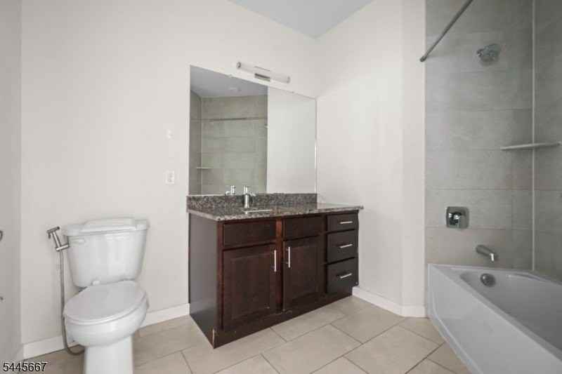 723 Lorhan Dr - Photo 6 of 21