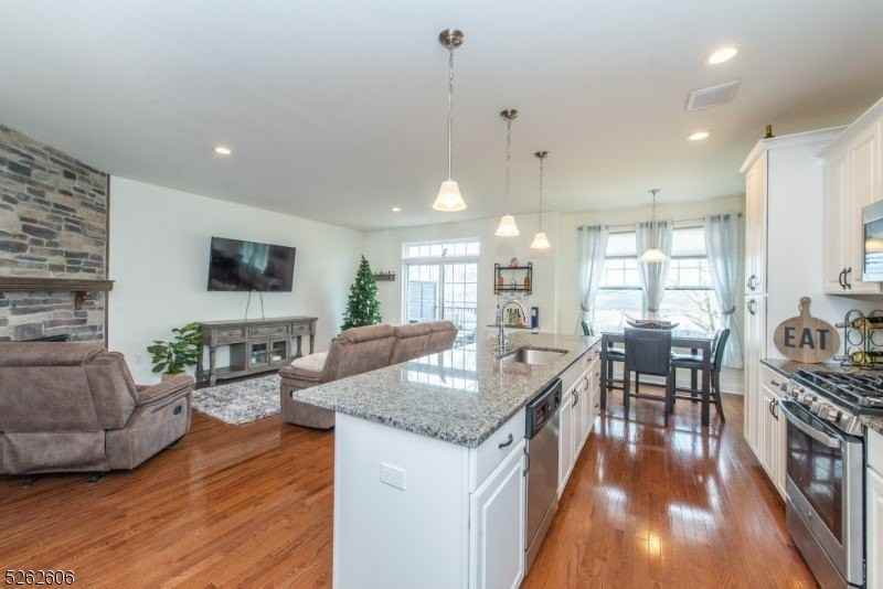 5 White Aster Ct - Photo 4 of 22